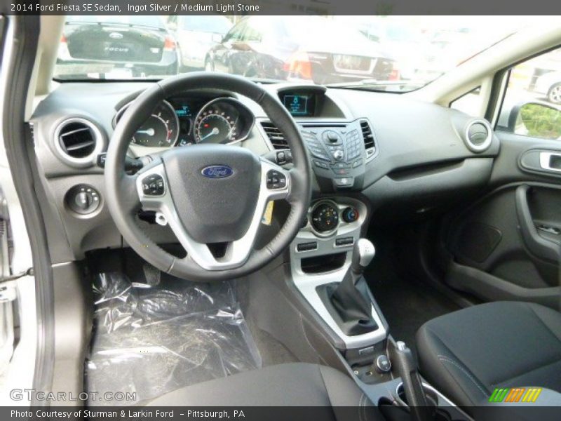 Ingot Silver / Medium Light Stone 2014 Ford Fiesta SE Sedan