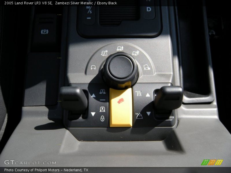 Zambezi Silver Metallic / Ebony Black 2005 Land Rover LR3 V8 SE