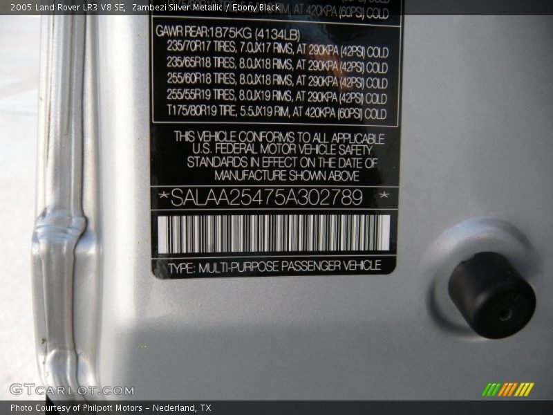 Zambezi Silver Metallic / Ebony Black 2005 Land Rover LR3 V8 SE
