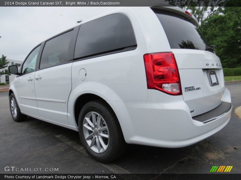 Bright White / Black/Sandstorm 2014 Dodge Grand Caravan SXT