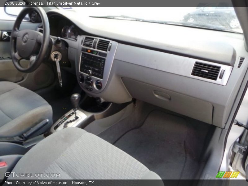 Titanium Silver Metallic / Grey 2008 Suzuki Forenza