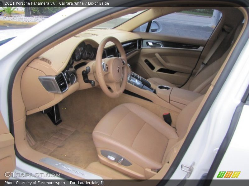 Carrara White / Luxor Beige 2011 Porsche Panamera V6