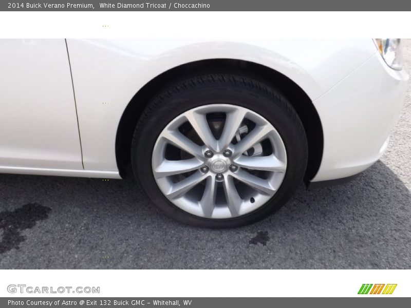 White Diamond Tricoat / Choccachino 2014 Buick Verano Premium