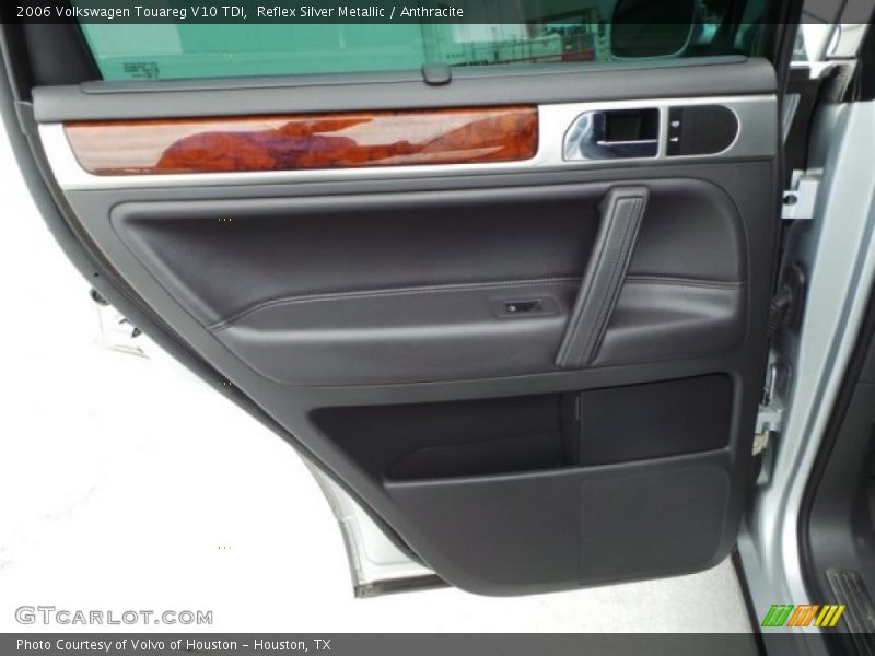 Door Panel of 2006 Touareg V10 TDI