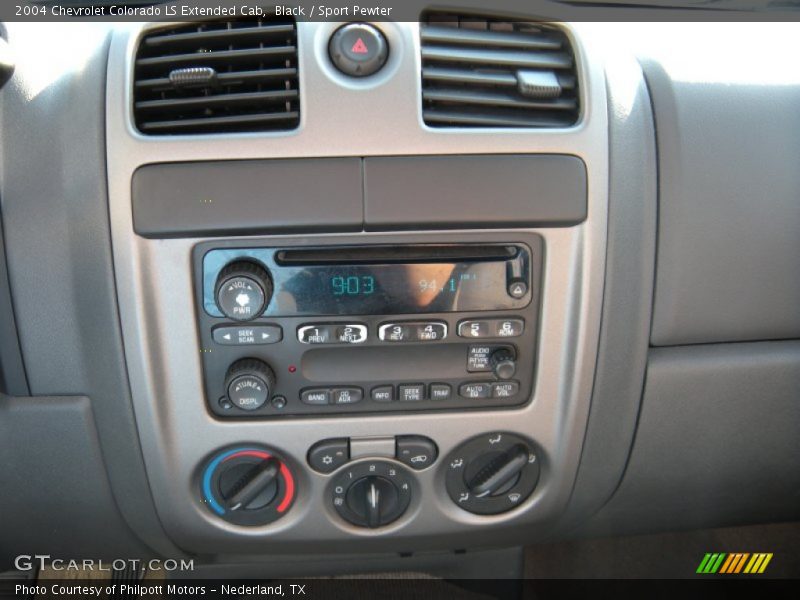 Black / Sport Pewter 2004 Chevrolet Colorado LS Extended Cab