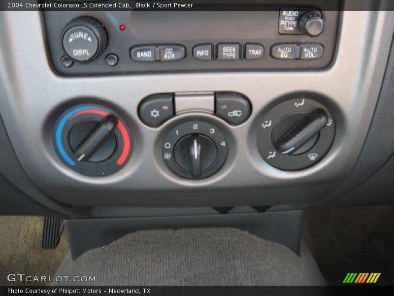 Black / Sport Pewter 2004 Chevrolet Colorado LS Extended Cab