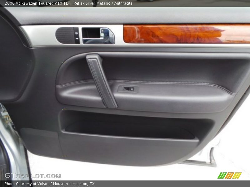 Reflex Silver Metallic / Anthracite 2006 Volkswagen Touareg V10 TDI