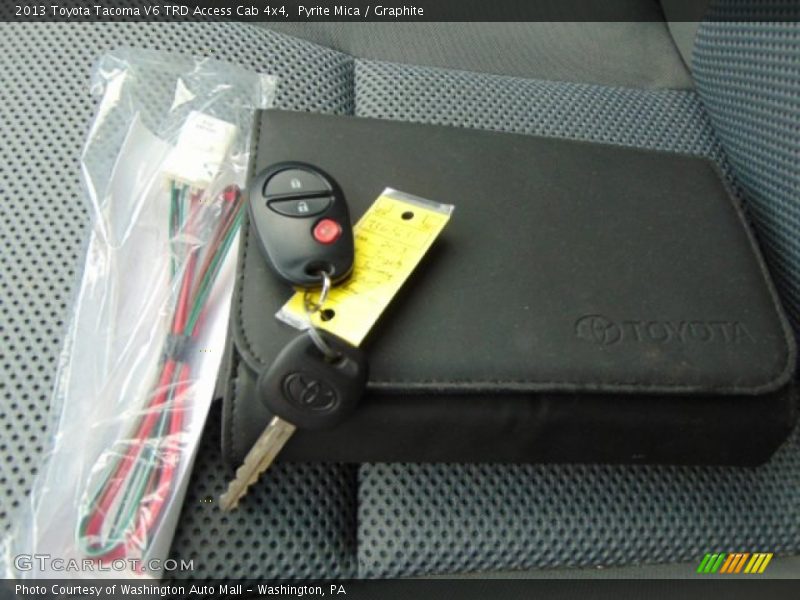 Pyrite Mica / Graphite 2013 Toyota Tacoma V6 TRD Access Cab 4x4