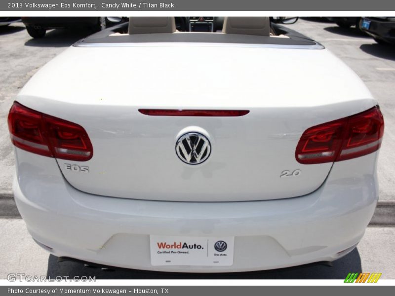 Candy White / Titan Black 2013 Volkswagen Eos Komfort