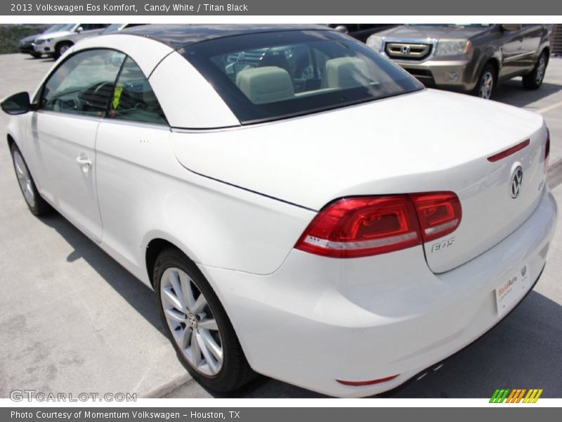 Candy White / Titan Black 2013 Volkswagen Eos Komfort