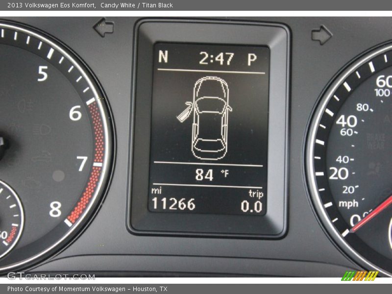 Candy White / Titan Black 2013 Volkswagen Eos Komfort