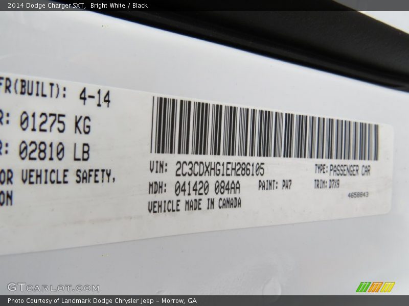 Bright White / Black 2014 Dodge Charger SXT