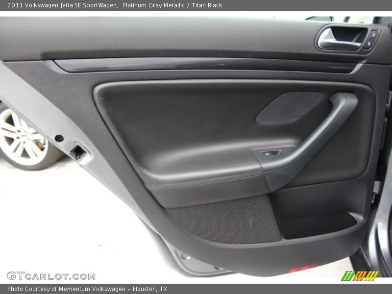 Platinum Gray Metallic / Titan Black 2011 Volkswagen Jetta SE SportWagen