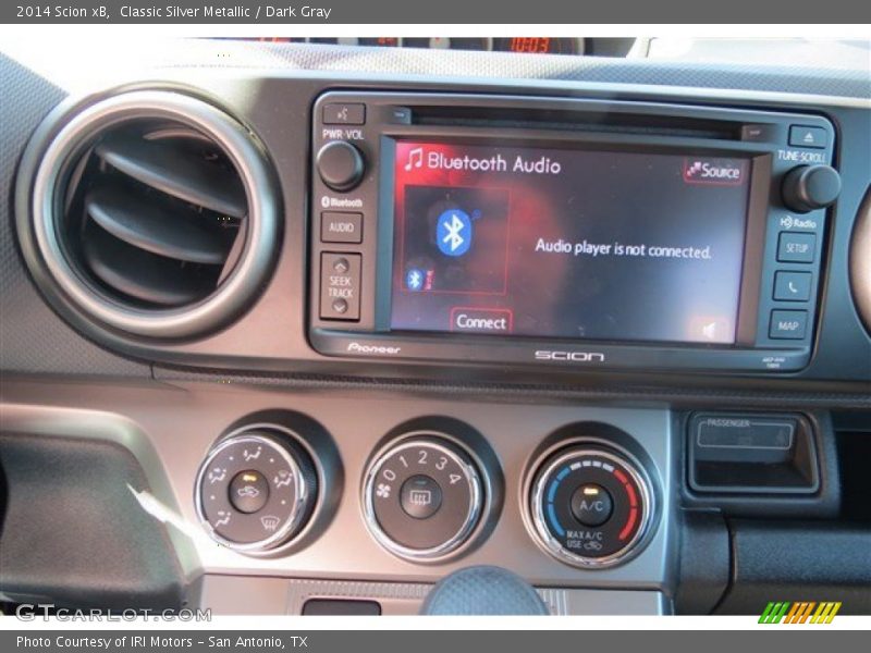 Classic Silver Metallic / Dark Gray 2014 Scion xB