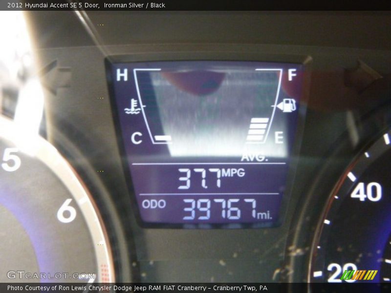 Ironman Silver / Black 2012 Hyundai Accent SE 5 Door