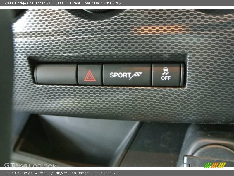Jazz Blue Pearl Coat / Dark Slate Gray 2014 Dodge Challenger R/T