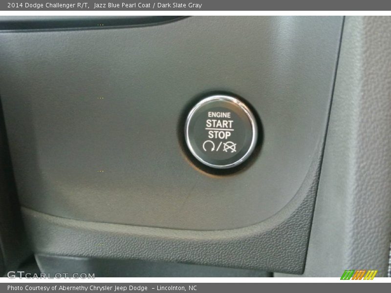 Jazz Blue Pearl Coat / Dark Slate Gray 2014 Dodge Challenger R/T