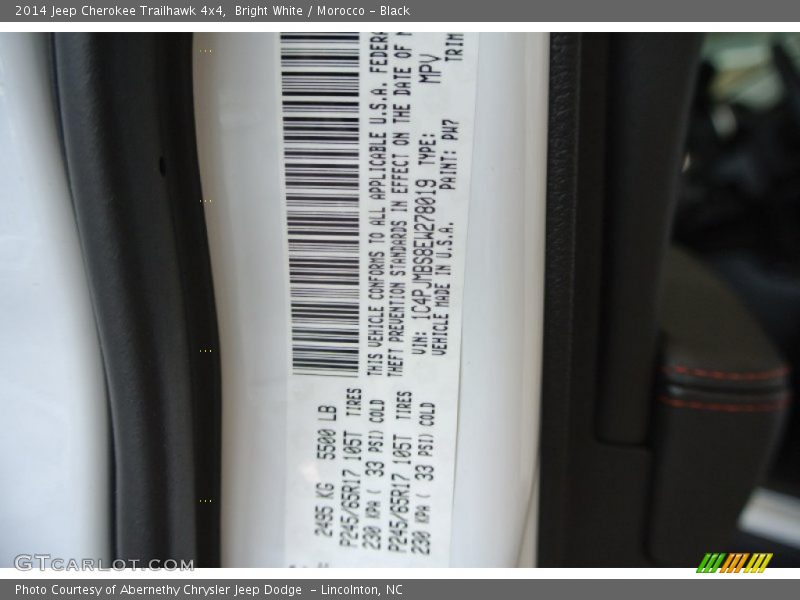 Bright White / Morocco - Black 2014 Jeep Cherokee Trailhawk 4x4