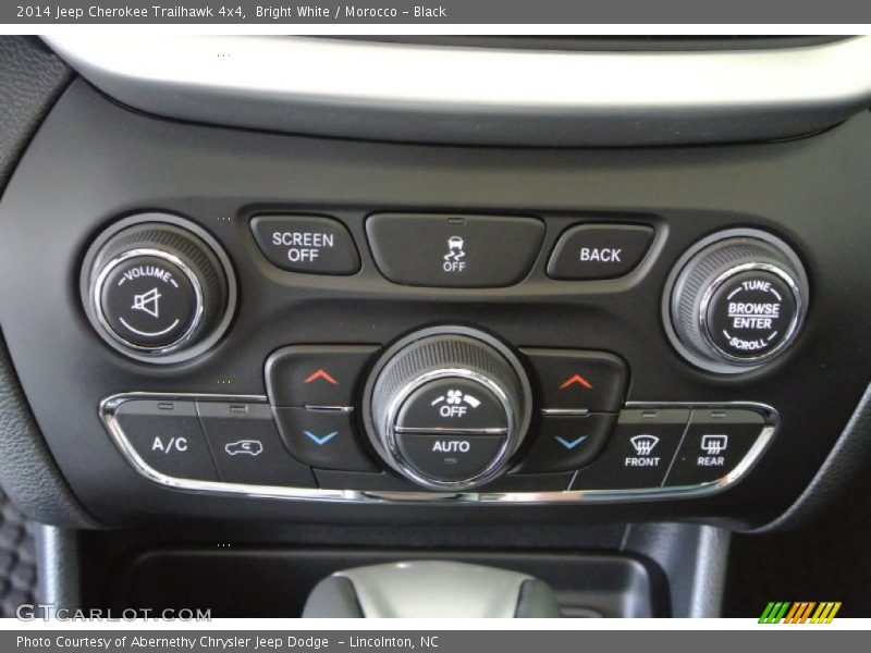 Bright White / Morocco - Black 2014 Jeep Cherokee Trailhawk 4x4