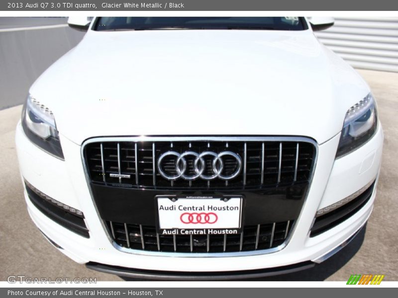 Glacier White Metallic / Black 2013 Audi Q7 3.0 TDI quattro