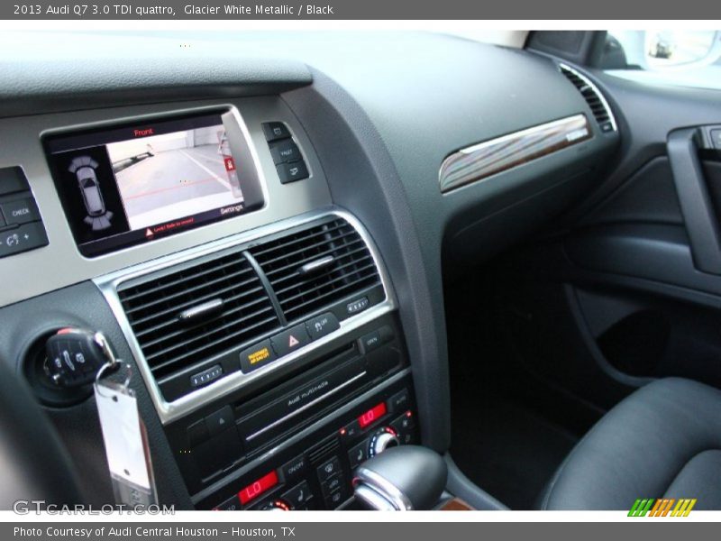 Glacier White Metallic / Black 2013 Audi Q7 3.0 TDI quattro