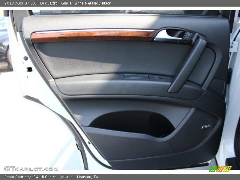 Glacier White Metallic / Black 2013 Audi Q7 3.0 TDI quattro