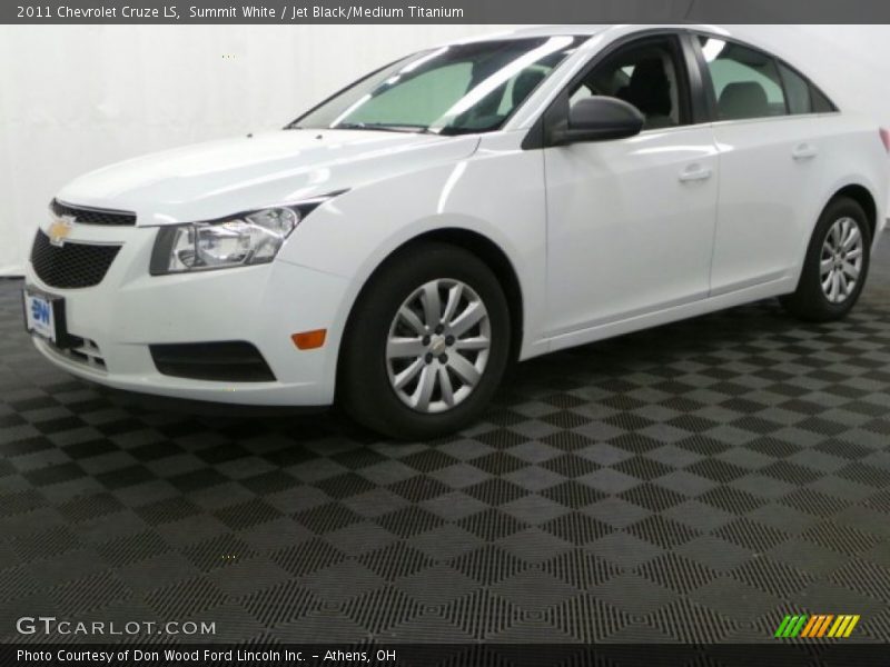 Summit White / Jet Black/Medium Titanium 2011 Chevrolet Cruze LS