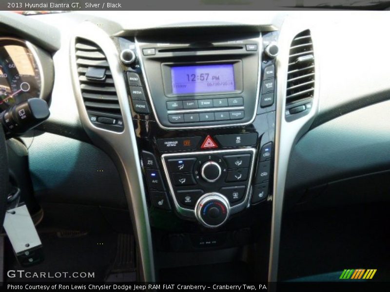 Silver / Black 2013 Hyundai Elantra GT