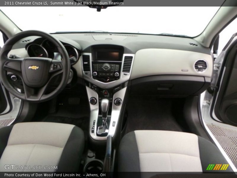 Summit White / Jet Black/Medium Titanium 2011 Chevrolet Cruze LS