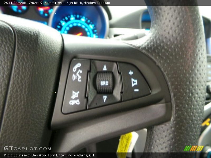 Summit White / Jet Black/Medium Titanium 2011 Chevrolet Cruze LS