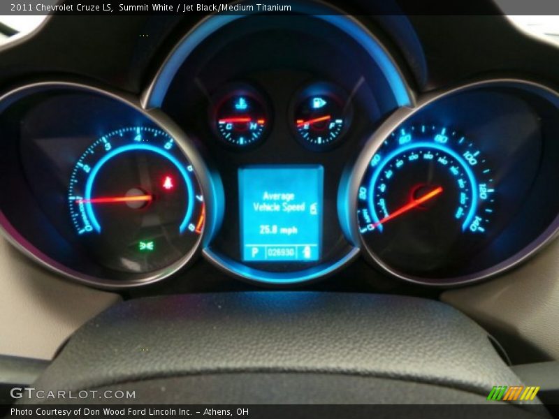 Summit White / Jet Black/Medium Titanium 2011 Chevrolet Cruze LS