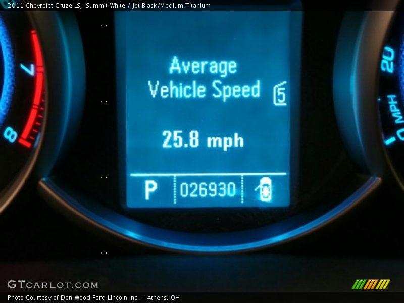 Summit White / Jet Black/Medium Titanium 2011 Chevrolet Cruze LS
