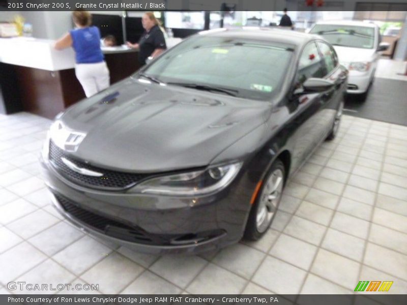 Granite Crystal Metallic / Black 2015 Chrysler 200 S