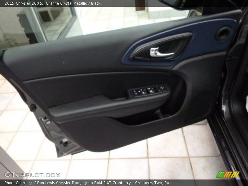 Granite Crystal Metallic / Black 2015 Chrysler 200 S