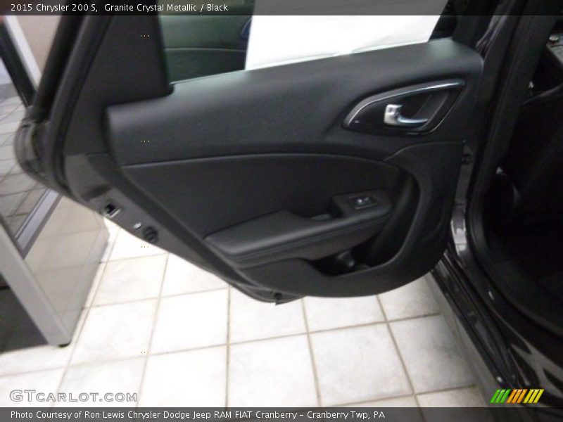 Granite Crystal Metallic / Black 2015 Chrysler 200 S