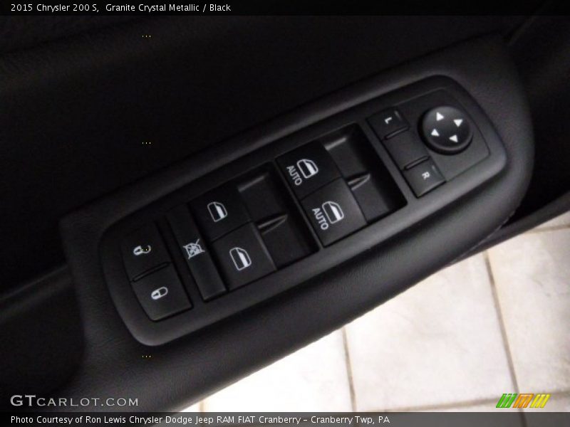 Granite Crystal Metallic / Black 2015 Chrysler 200 S