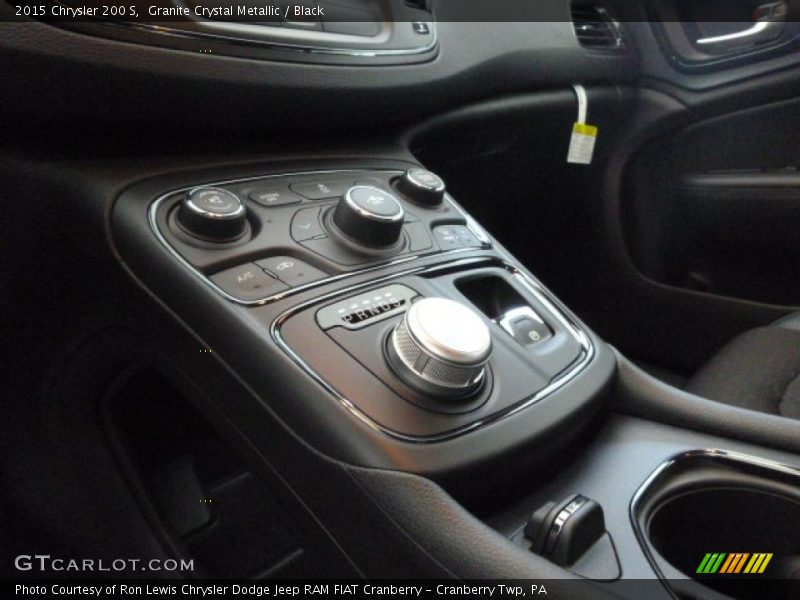 Granite Crystal Metallic / Black 2015 Chrysler 200 S