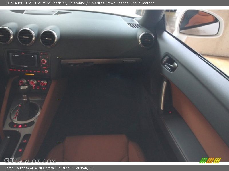 Ibis white / S Madras Brown Baseball-optic Leather 2015 Audi TT 2.0T quattro Roadster