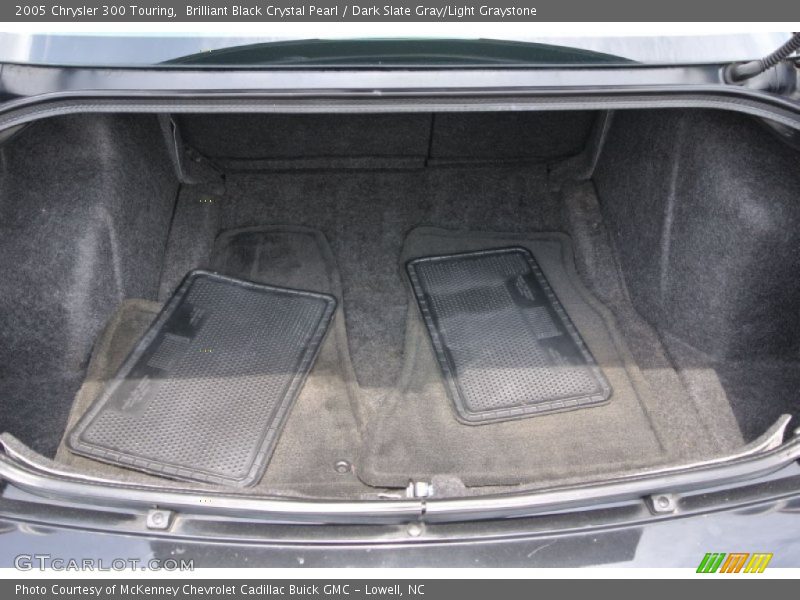 Brilliant Black Crystal Pearl / Dark Slate Gray/Light Graystone 2005 Chrysler 300 Touring