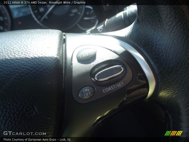 Moonlight White / Graphite 2011 Infiniti M 37x AWD Sedan