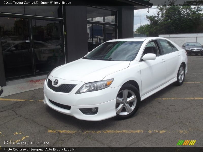 Super White / Bisque 2011 Toyota Camry LE