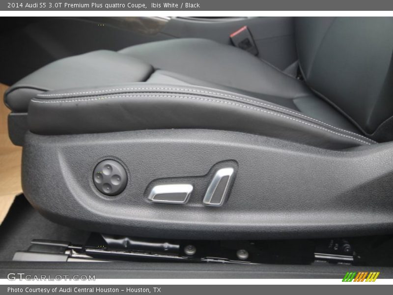Ibis White / Black 2014 Audi S5 3.0T Premium Plus quattro Coupe
