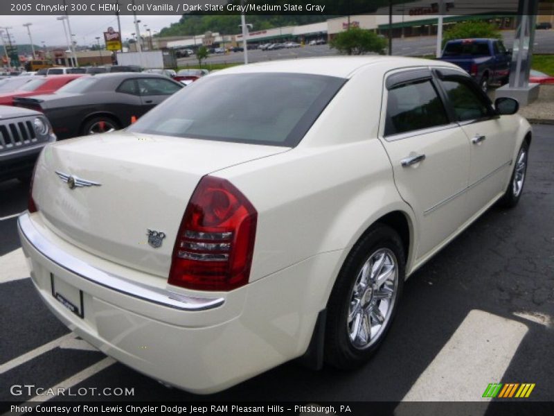 Cool Vanilla / Dark Slate Gray/Medium Slate Gray 2005 Chrysler 300 C HEMI