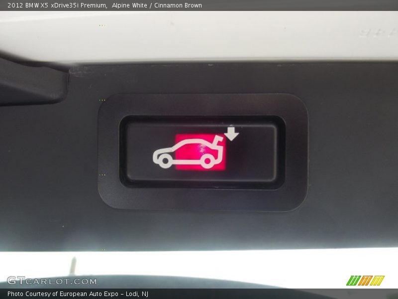 Alpine White / Cinnamon Brown 2012 BMW X5 xDrive35i Premium