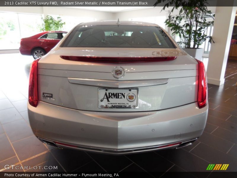 Radiant Silver Metallic / Medium Titanium/Jet Black 2013 Cadillac XTS Luxury FWD