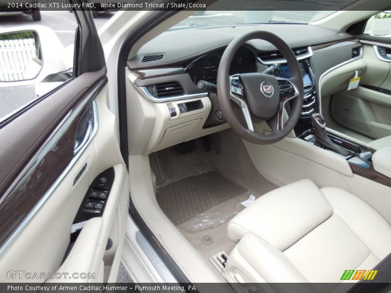 White Diamond Tricoat / Shale/Cocoa 2014 Cadillac XTS Luxury FWD