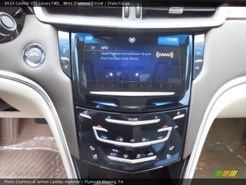 White Diamond Tricoat / Shale/Cocoa 2014 Cadillac XTS Luxury FWD