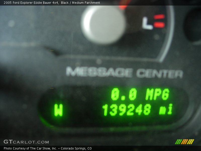 Black / Medium Parchment 2005 Ford Explorer Eddie Bauer 4x4