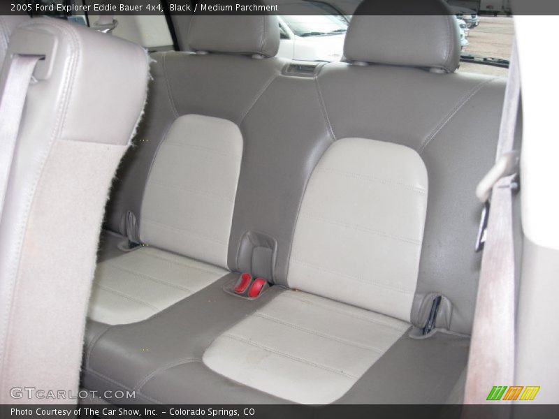 Black / Medium Parchment 2005 Ford Explorer Eddie Bauer 4x4