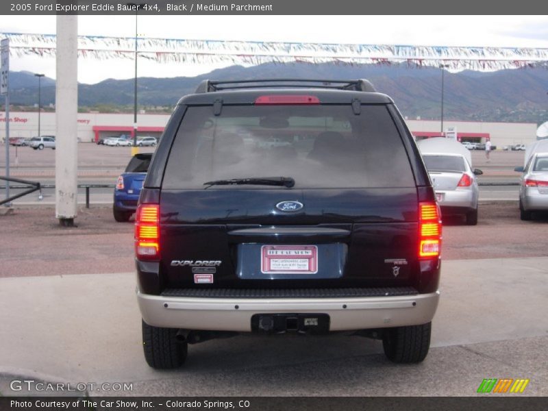 Black / Medium Parchment 2005 Ford Explorer Eddie Bauer 4x4
